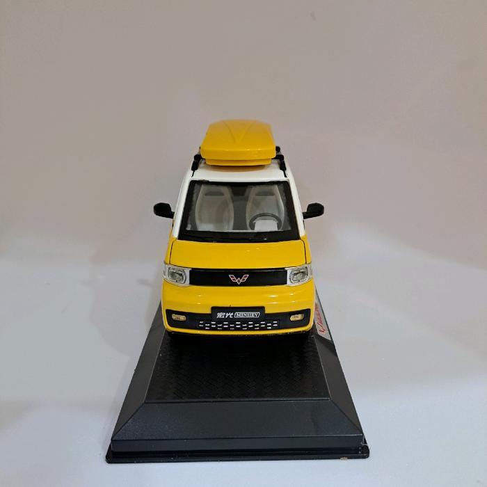 TERBARU Diecast Metal Car Wuling EV dan Sepeda Miniatur Wuling Toy