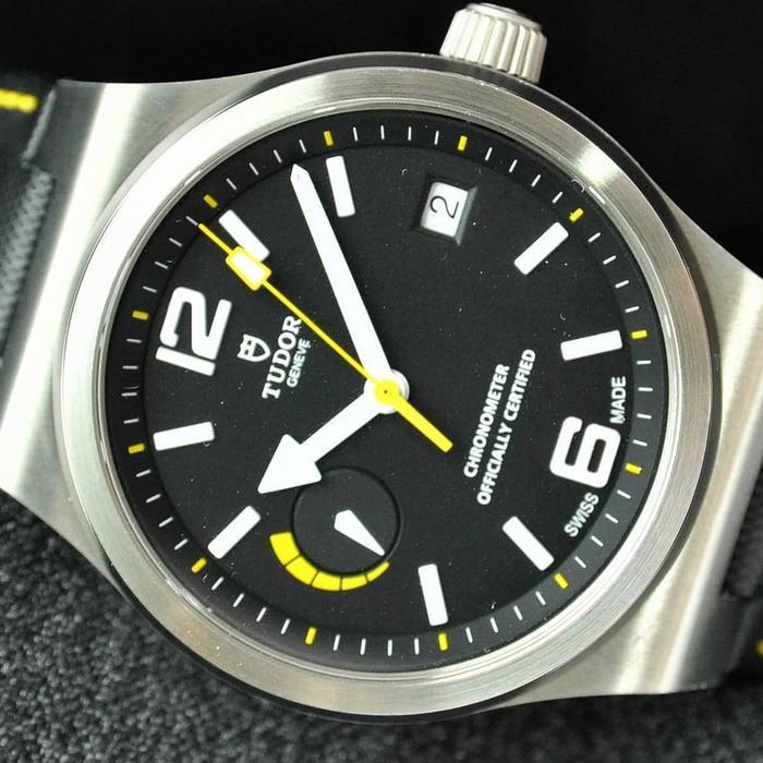 TERLARIS tudor North Flag 40mm jam pria READY STOCK