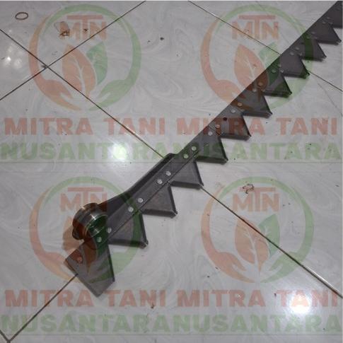 Mistar Pisau Dc70/Predator (Besi) (5T078-51312) Combine Harvester Spare Part Kubota Sparepart