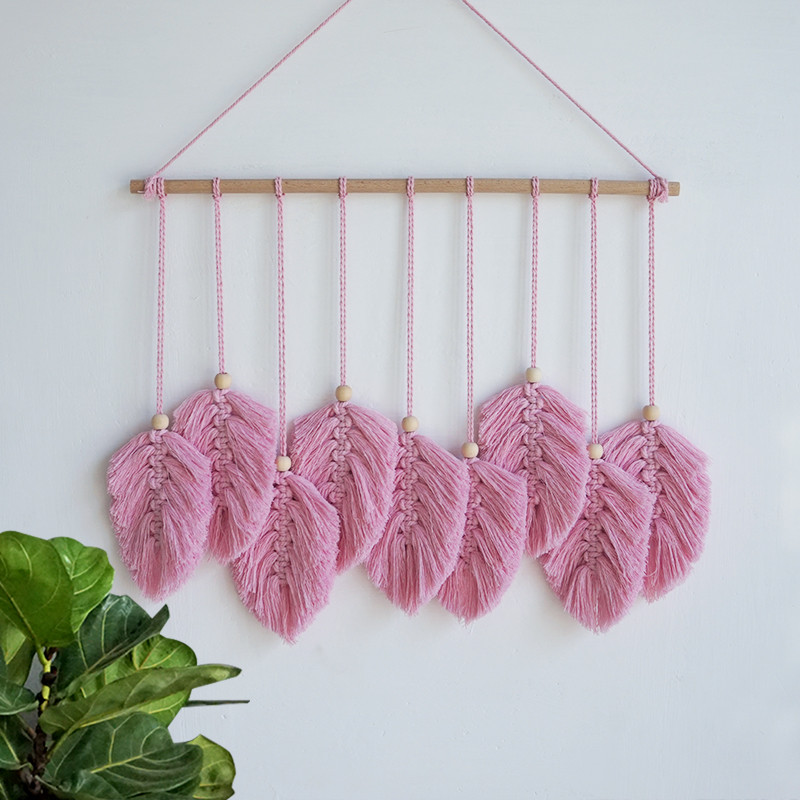 Hand Woven Macrame Wall Hanging Tapestry 45x40cm Pink Feather Leaves Crochet Tapestry Aesthetic Wall