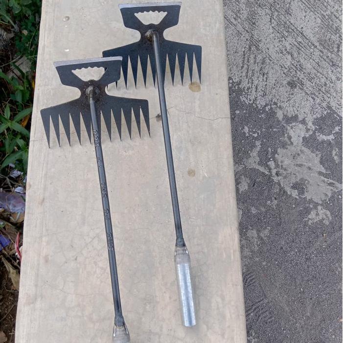 Cangkul Alat Pencabut Cabut Rumput ukuran Besar