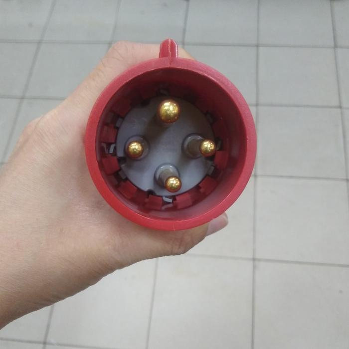 Straight Plug 4Pin 32A / Colokan 4Pin 32A Ip44 Legrand