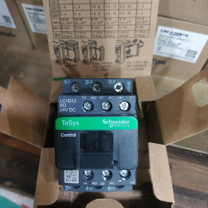 KONTAKTOR SCHNEIDER LC1D 12BD 24VDC/KONTAKTOR SCHNEIDER