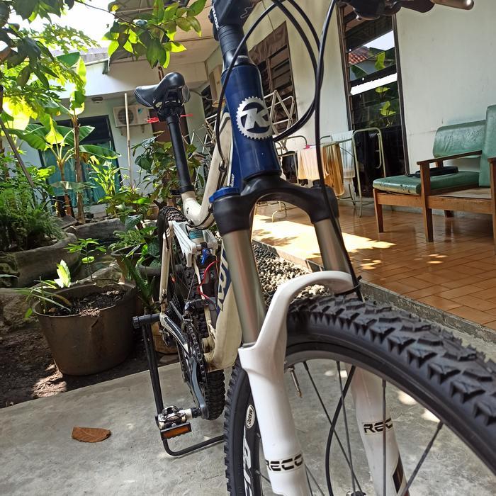 sepeda gunung mtb Kona one20