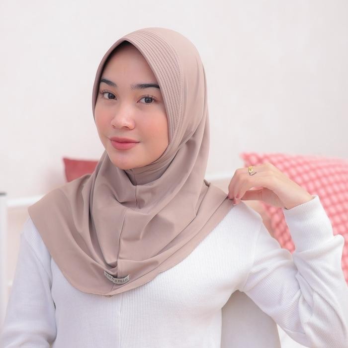 Kerudung Bergo Spandek Ukuran M - Hijab Sporty Sekolah & Pramuka