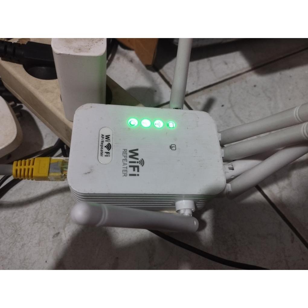 Wifi Router Wireless Repeater penguat sinyal (Antena 6)
