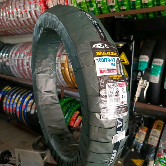 Ban luar Fdr Blaze ukuran 100/70-17 tubeless