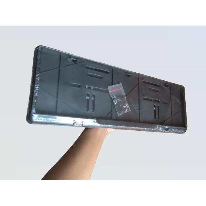 COVER MOBIL DENGAN TAMBAHAN HURUF TIMBUL