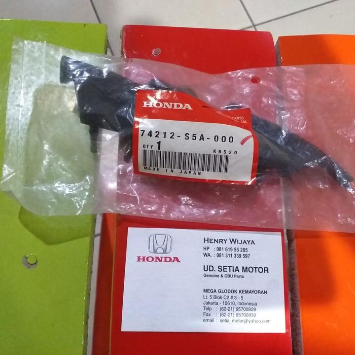 Penutup Engsel Kap / Cup Mesin Honda Civic 2001-2005 Es Original Part