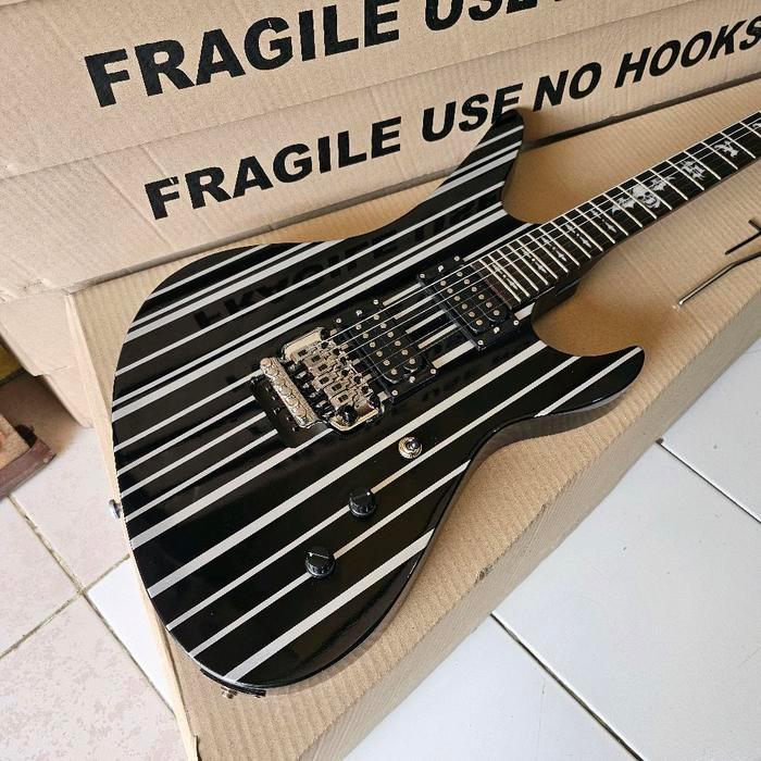 Gitar Schecter Synyster Gates Baru