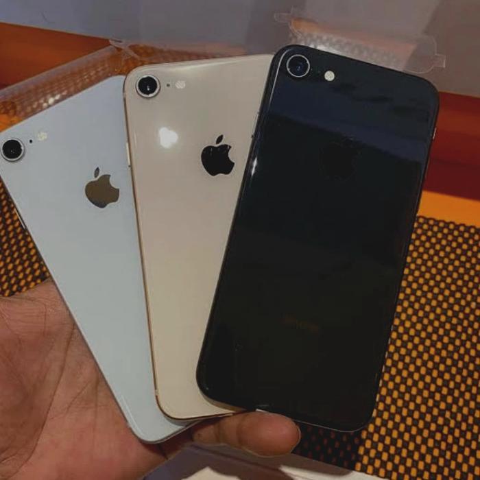 iphone 8 second
