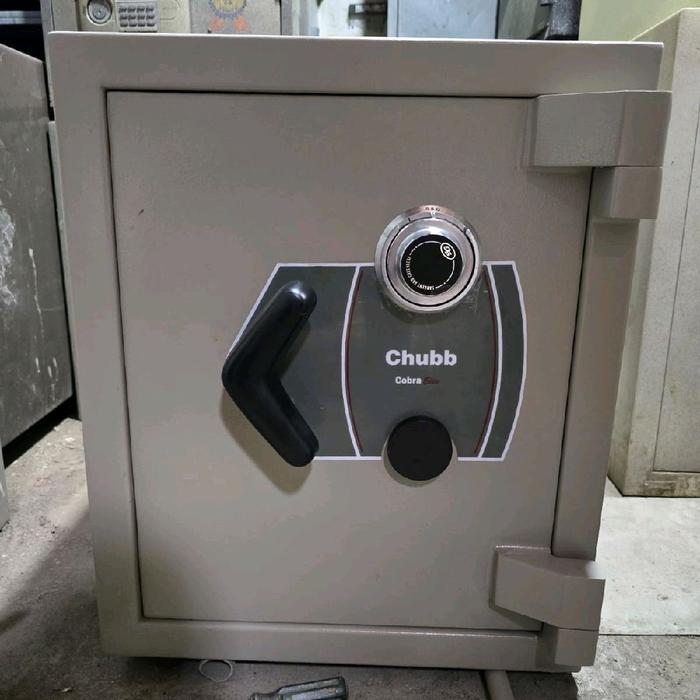 Brankas Chubb Cobra Elite lokal - Tinggi 60cm