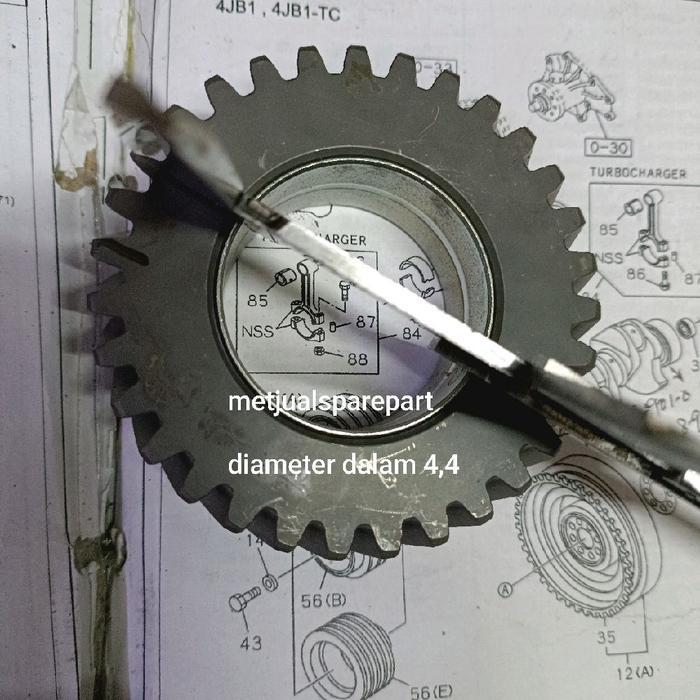 Gigi Idle Gear Gigi Penghubung Timing Camshaft Noken As Isuzu Elf Nhr 55 Nhr 55