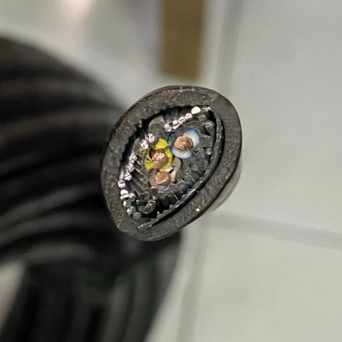 Kabel NYFGBY 3x2.5 mm Merk 4 besar / Kabel Tanam GBY 3x2,5 mm
