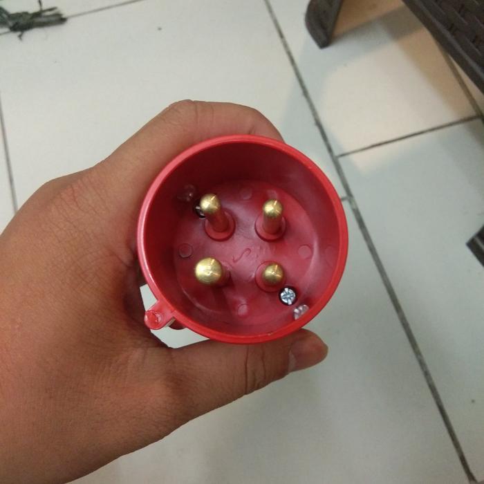 Plug Industri 4pin 32a