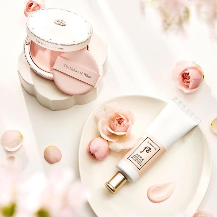 The History Of Whoo Tone Up Cushion Cushion Special Set