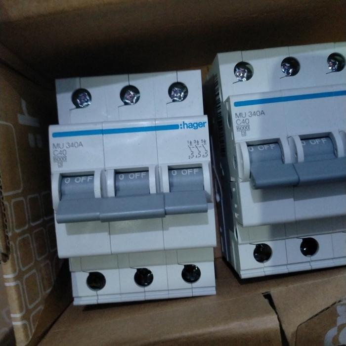 WR376 MCB 3PHASE 40A HAGER FREE ONGKIR
