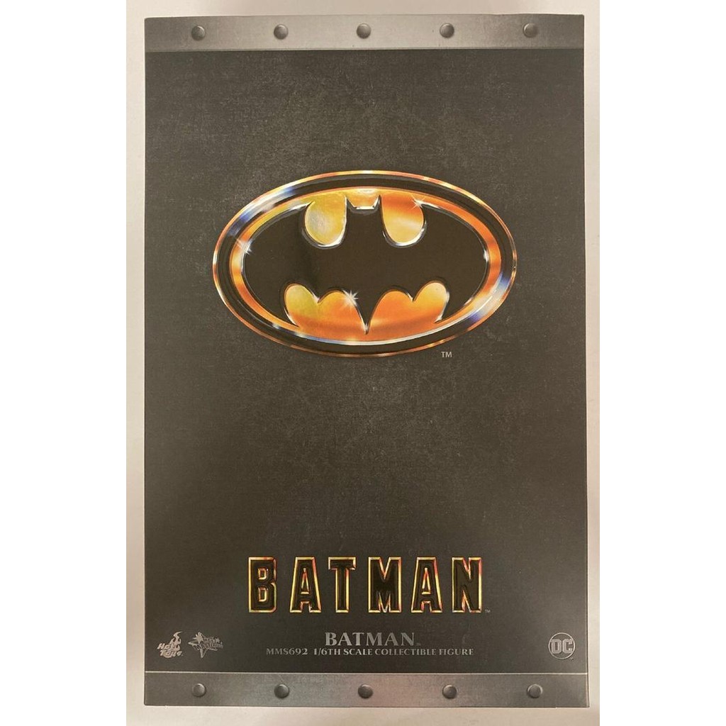 Hot Toys Mms 692 Batman - Batman