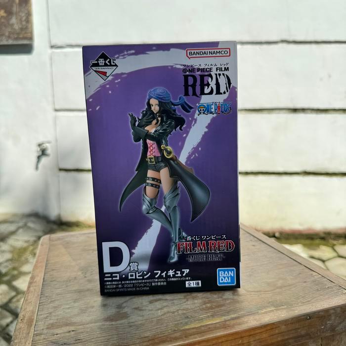 Action Figure Nico Robin Film Red rare