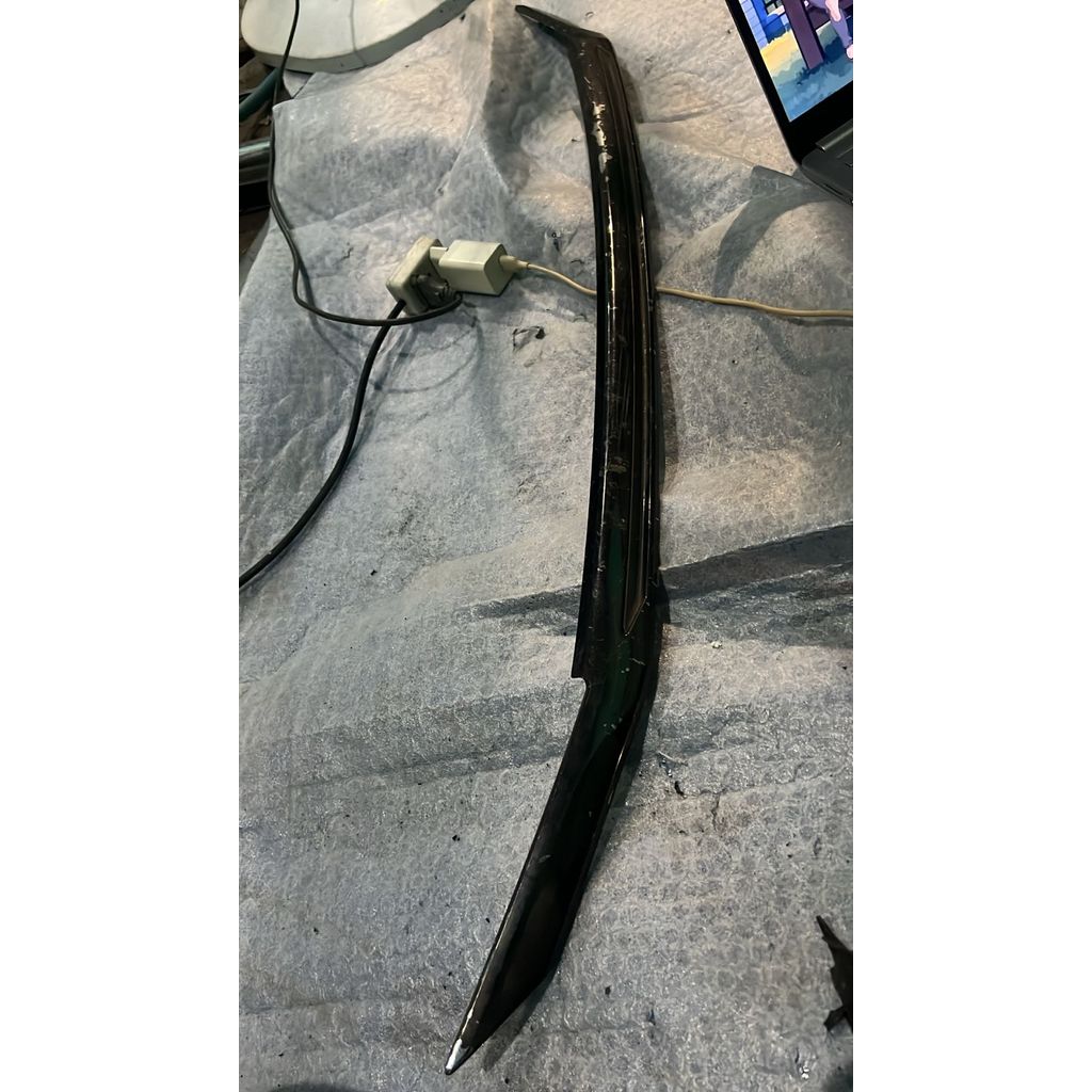 List chrome jaring bumper atas toyota rush terios original