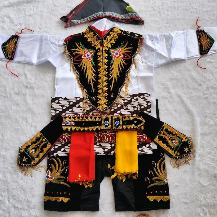 Baju Jatil. Baju Jatilan. Baju Jatil Murah. Kostum Jatil. Kostum Jatilan. Kostum Jaranan. Baju