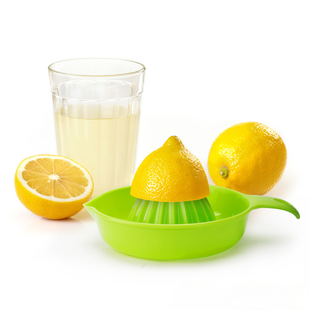 Manual juicer, small home lemon fruit juicer, food plastic manual press juicer, portable juicer.