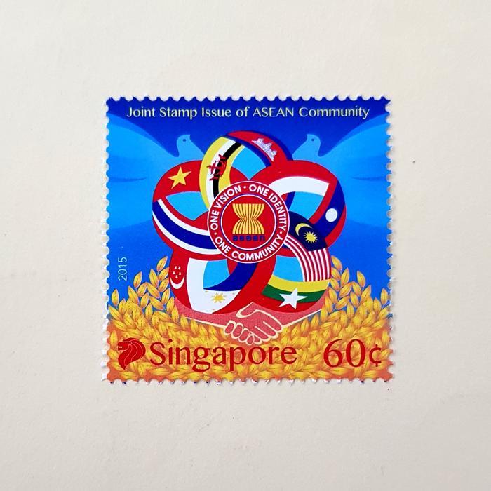 Prangko SINGAPORE. Joint Issue of ASEAN Community Commemorative stamp