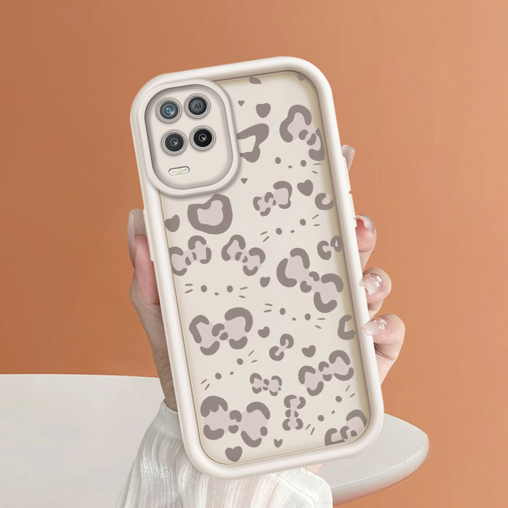 Casing Hp Untuk Realme 8 5G Milk Coffee Leopard Bow Heart Print Phone Case Black White Couple Shockp