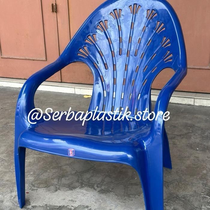 Kursi Santai Plastik / Kursi Sandar / Kursi Santai Plastik Twinpan 108