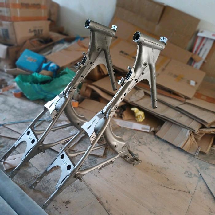 Rangka Set Tatanan Nganjuk an CB GL100 Frame Set Tatanan CB GL100 Bahan Rangka Depan Megapro Belakan