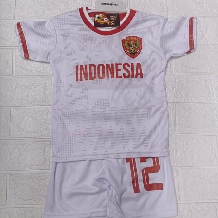 SETELAN JERSEY SEPAK BOLA ANAK USIA 1-13 TAHUN WARNA PUTIH LIST MERAH