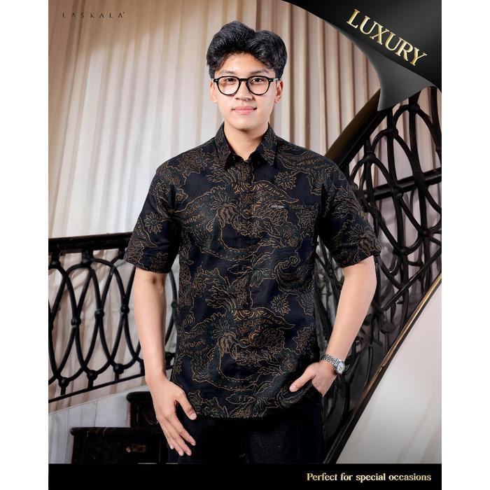 Laskala Batik Guntur Kemeja Batik Pria Slimfit Lengan Pendek - S