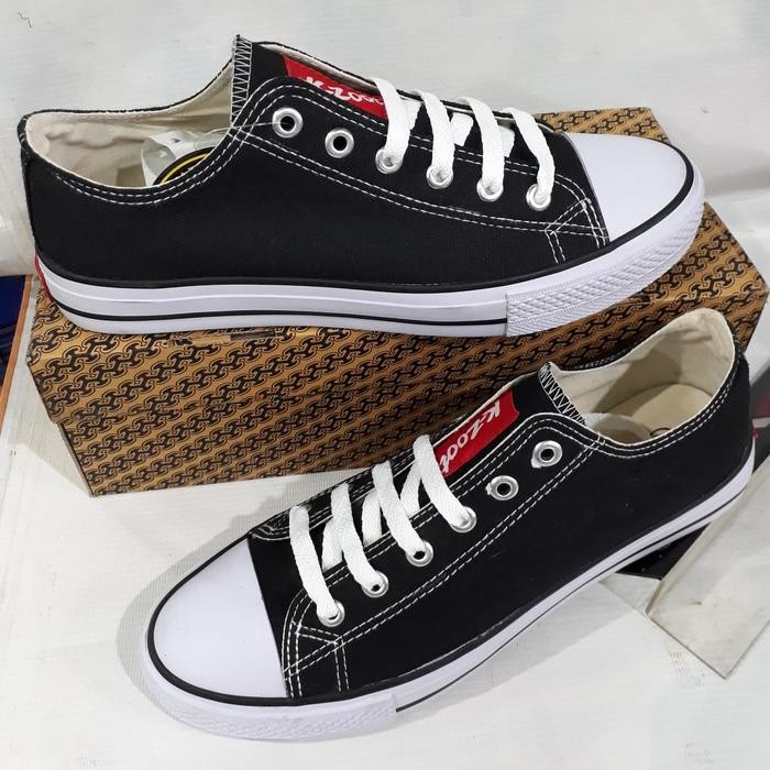 sepatu sekolah K-ZOOT pedrosa