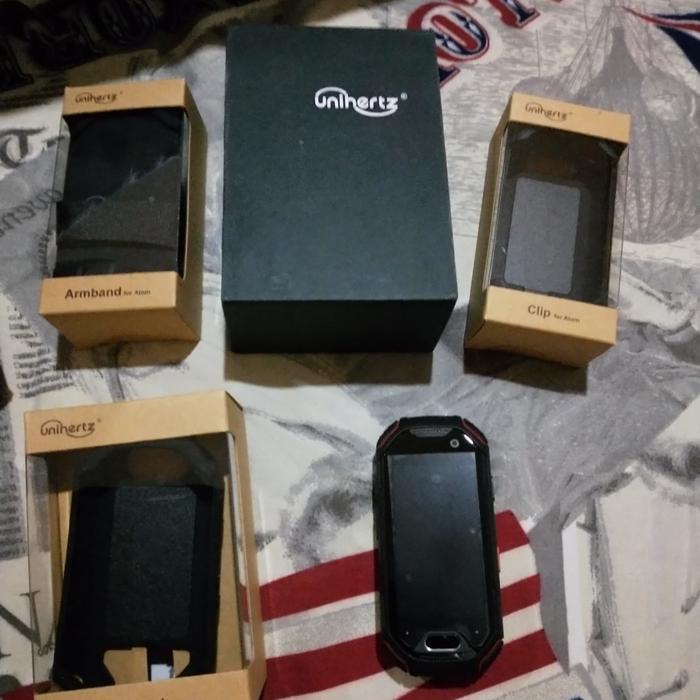 Handphone Android Unik Terkecil Unihertz Atom