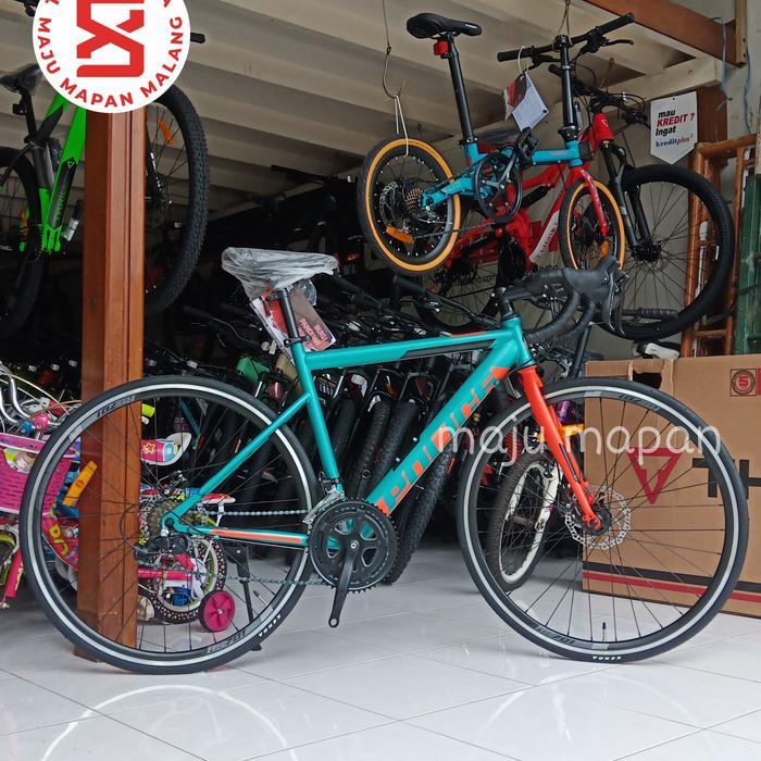 Roadbike/sepeda balap Ekement police Toronto