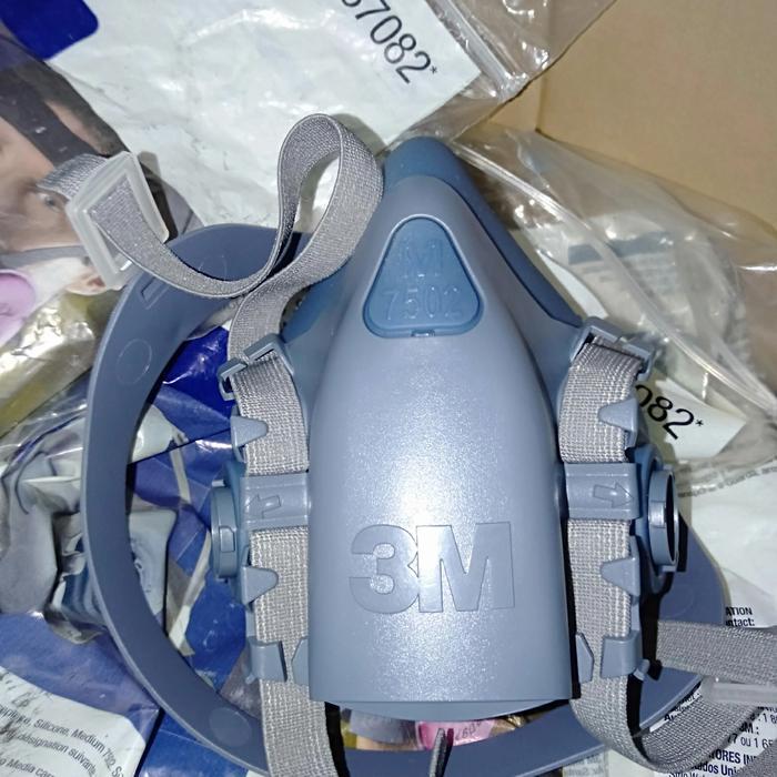 Respirator 3M 7502 size M ORI