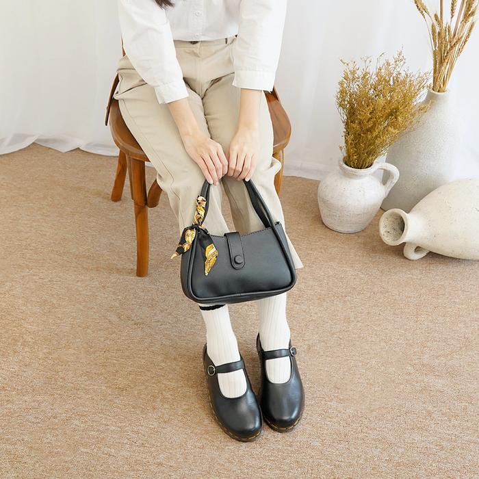 Yongki K - Sepatu Pantofel Wanita Sepatu Docmart Wanita Sepatu Korea Wanita