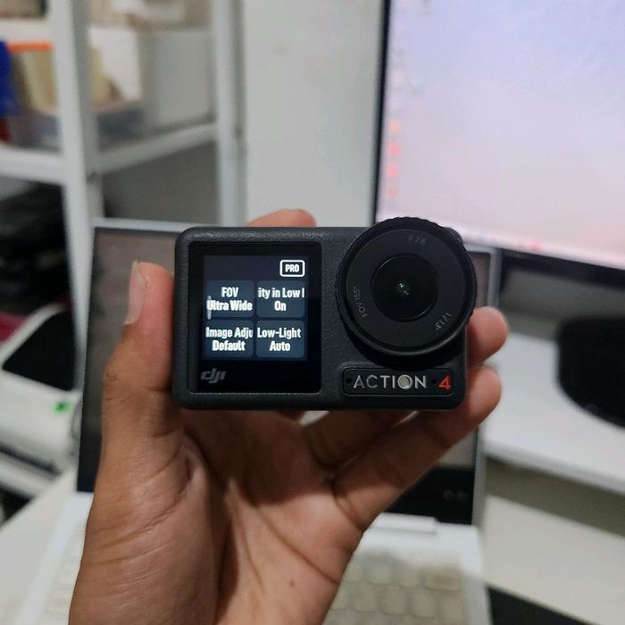 DJI Osmo Action 4 Adventure Combo - Action Camera