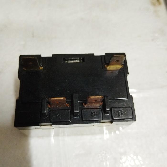 Relay Omron G7L-1A-Tub 200-240Vac