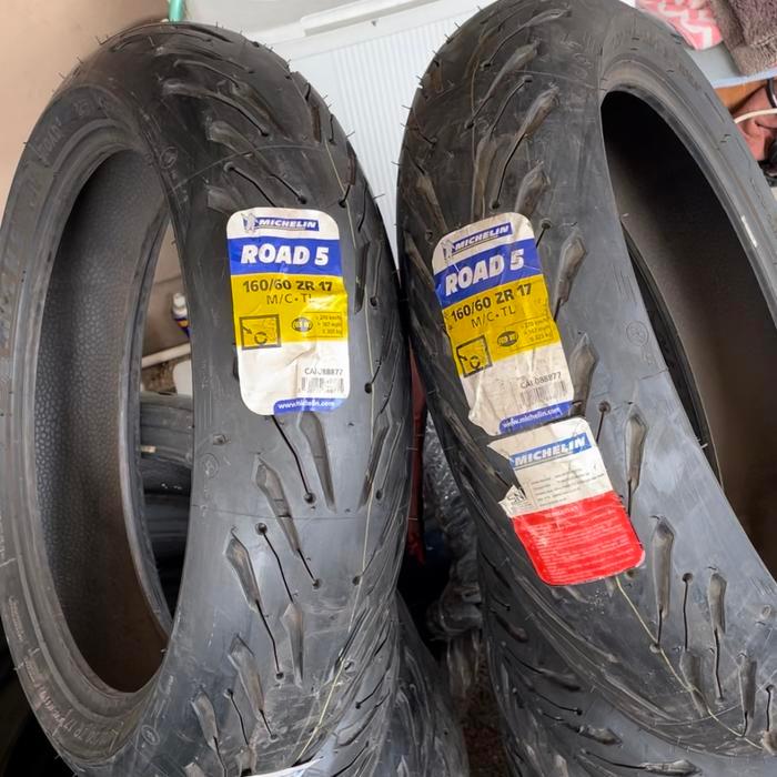 Michelin Pilot Road 5 160/60