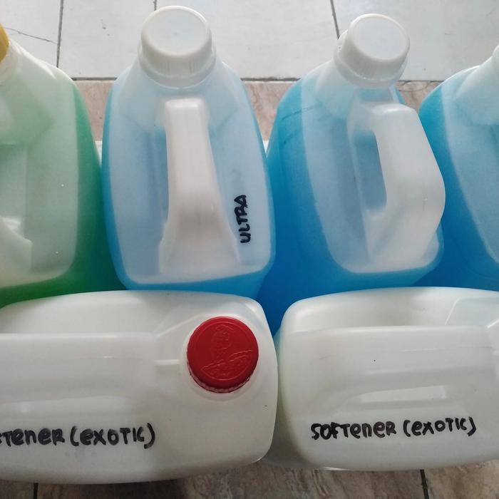 TERMURAH DETERJEN LAUNDRY CAIR 5LITER