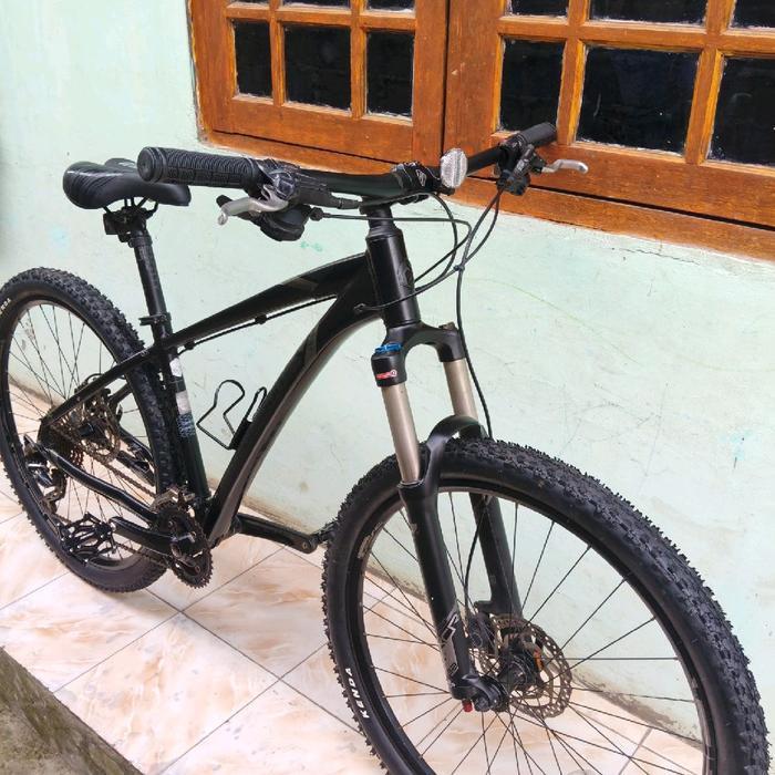 MTB Polygon xtrada 6 ukuran 27, 5 size M Alloy rem hidrolik minus lock off