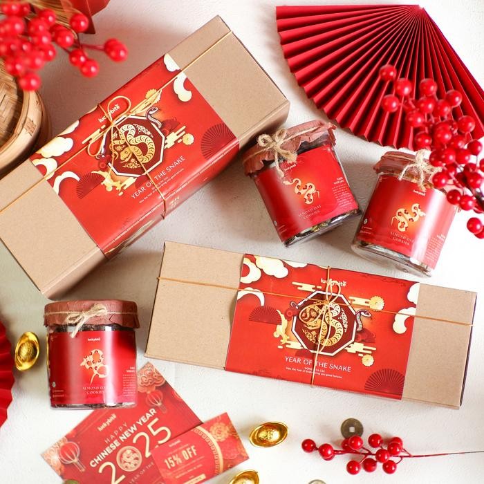 dvb6 Hampers Imlek / Cny Hampers - Cookies 3 Jar + Free Greeting Card