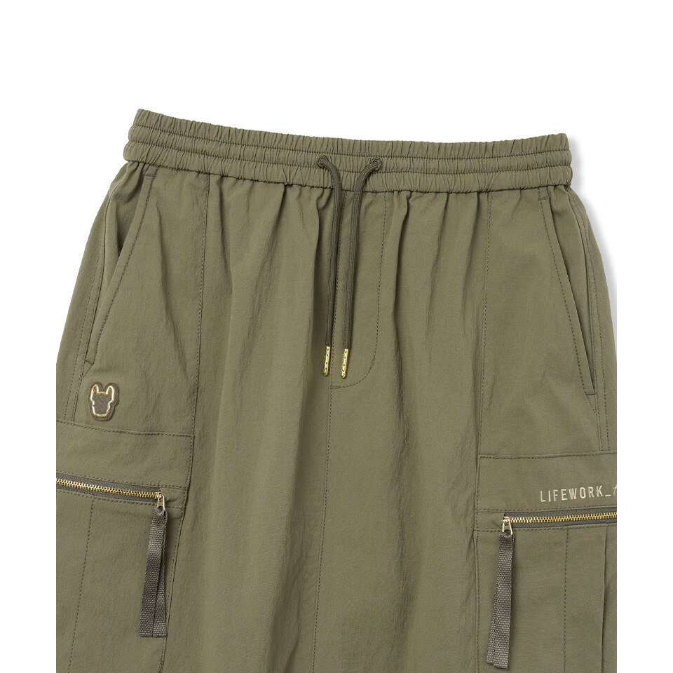 [LIFEWORK] - Nylon Span Mini Silver Ladok Wappen Cargo Skirt [Set Up] Khaki - Rok Bawah Khaki Wanita