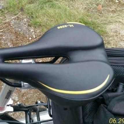 Promo Terbaru Sadel Sepeda Merk Velo Type Vl-3256 Tengah Bolong Packing Aman
