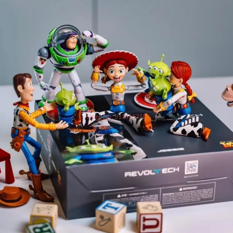 Original Kaiyodo Revoltech Toy Story Buzz Lightyear Woody Jessie Action Figures Anime Ornaments