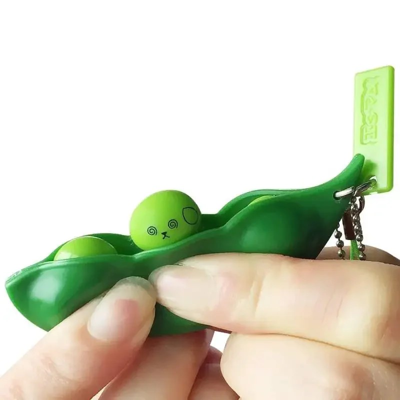 2pcs Squeeze Beans Keychain ADHD Soybean Fidget Toys Squishy Pea Pod Stress Toy Peanuts Keychain