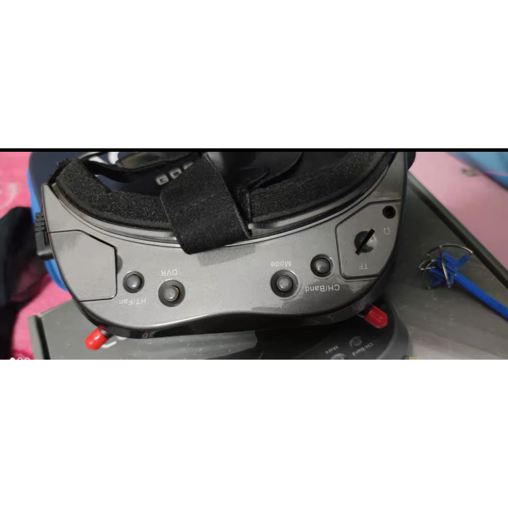 90% new Aomway Commander V2 Diversity FPV Goggles FOV: 45° 800×600 SVGA LCD display 64CH 5.8GHz dive