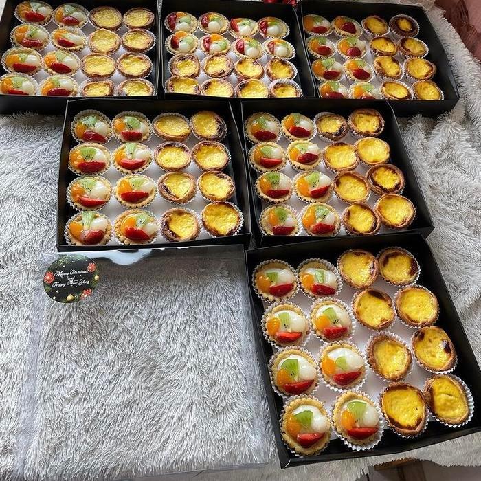 READY Paket mix Pie buah + egg tart 1 box