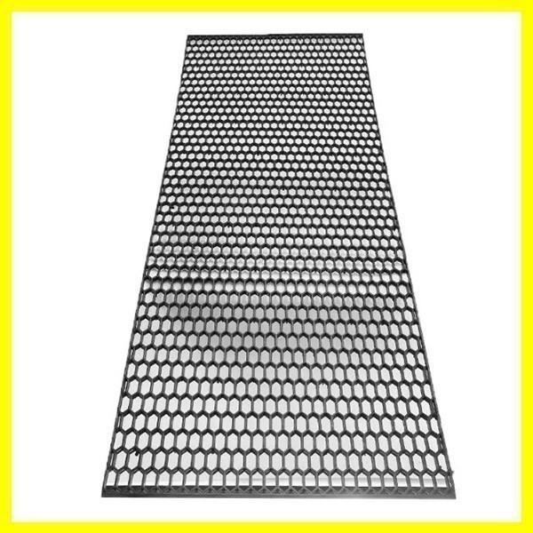 Jaring Grill Bumper Mobil Calya